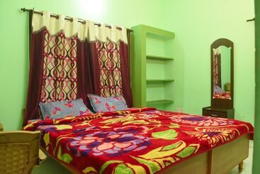 هتل Ulo Maha Villa And Cottage