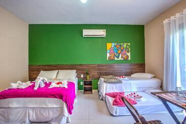I9 Embaú Flats & Suites