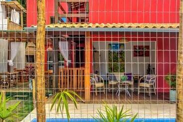 I9 Embaú Flats & Suites