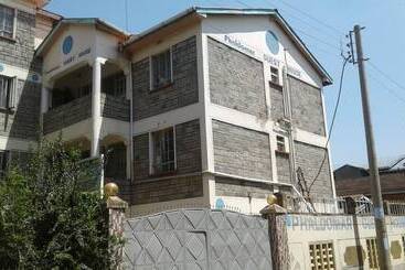 پانسیون Phaldomar Guest House