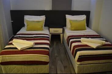 Bone Best Otel