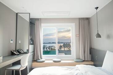 Doo Hotel & Guesthouse   Hostel