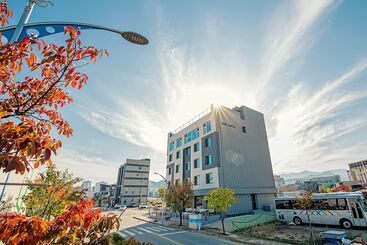 Doo Hotel & Guesthouse   Hostel