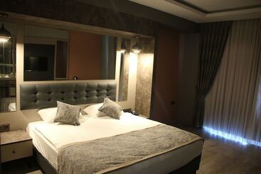 Ereza Otel