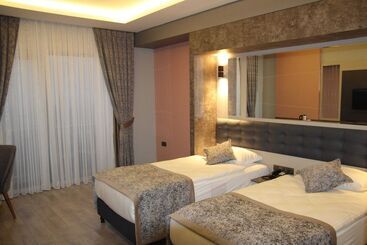 Ereza Otel