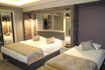 Ereza Otel