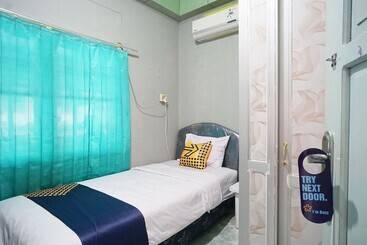 هتل Spot On 1854 Sepinggan Asri Syariah Guesthouse