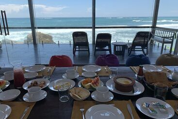 هتل Thambilli Beach Front Villa