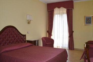 Loriana Park Hotel Sul Lago