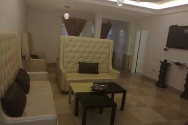 پانسیون Casa Suit Capir
