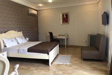 پانسیون Casa Suit Capir