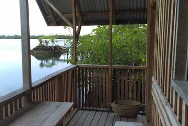 پانسیون Serah's Lagoon Hideaway