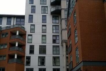 Toothbrush Apartments   Ipswich Waterfront   Regatta Quay