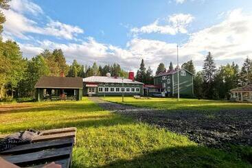 هتل Taiga School