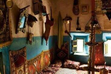 پانسیون La Maison Traditionnelle Hôtel Et Guesthouse