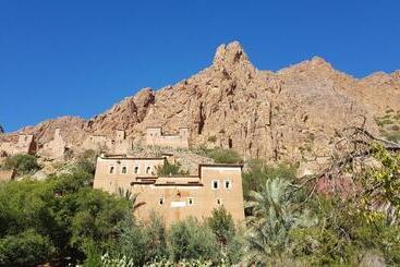 پانسیون La Maison Traditionnelle Hôtel Et Guesthouse