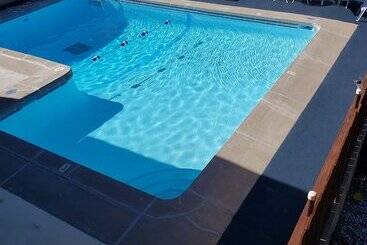 هتل Americas Best Value Inn North Platte