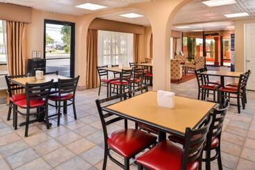 هتل Best Western Executive Inn