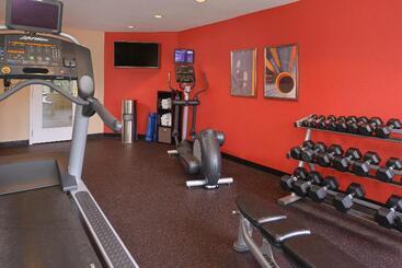 هتل Candlewood Suites St Louis St Charles By Ihg