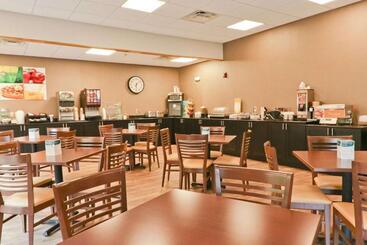 هتل Quality Inn Shelburne  Burlington