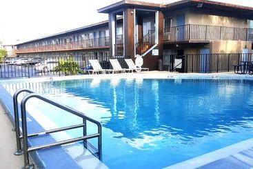 호텔 Red Roof Inn Kissimmee