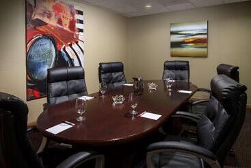 هتل Roosevelt Grand Dakota, Surestay Collection By Best Western