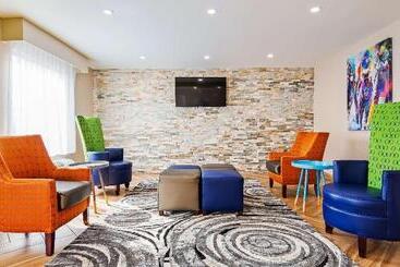 Surestay Hotel By Best Western Florence