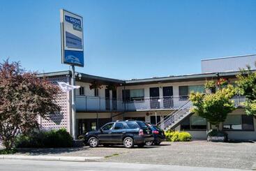 هتل The Grove West Seattle Inn