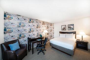 هتل The Grove West Seattle Inn