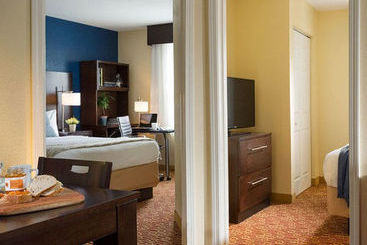 فندق Towneplace Suites By Marriott Burlington Williston