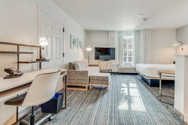 هتل Towneplace Suites Dallas Arlington North