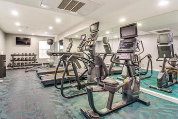 هتل Towneplace Suites Dallas Arlington North