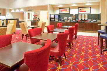 هتل Towneplace Suites Tempe At Arizona Mills Mall