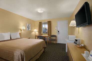 هتل Travelodge By Wyndham Wenatchee