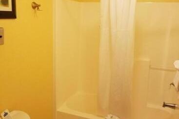 هتل Travelodge By Wyndham Wenatchee