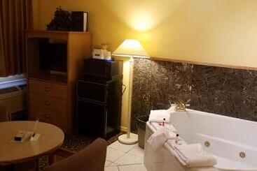 هتل Travelodge By Wyndham Wenatchee