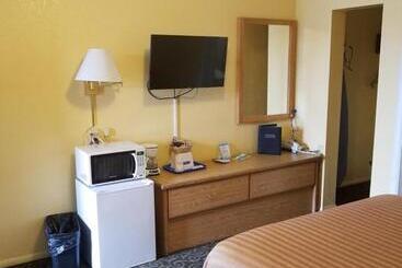 هتل Travelodge By Wyndham Wenatchee