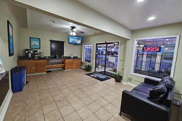 هتل Travelodge By Wyndham Wenatchee