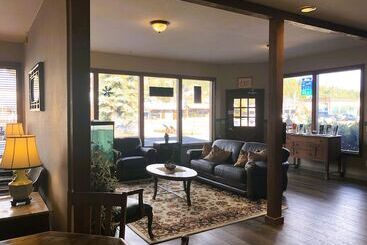 مُتل Timber Lodge Inn