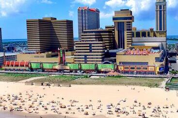 استراحتگاه Tropicana Atlantic City