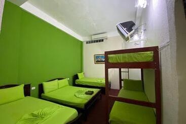 هاستل Hostal Puerto Azul