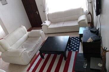 تختخواب و صبحانه Maurica Homes