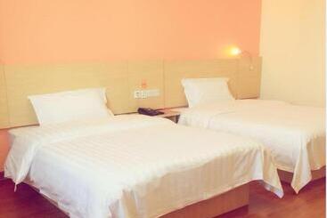 Hotel 7 Days Inn Yining Xintiandi