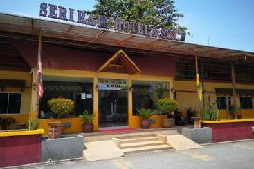 هتل Seri Ratu  & Spa