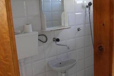 پانسیون Apartments Popović