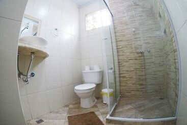 پانسیون Suites Cantinho Da Pedra