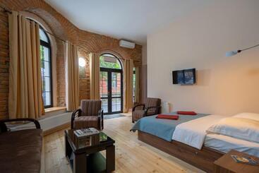 Wine Inn Borjomi Apart