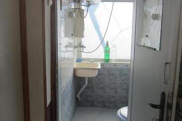 پانسیون Diana Guesthouse
