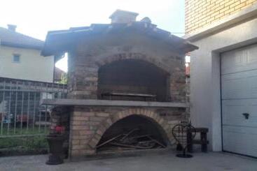 پانسیون Guest House Bosnian House