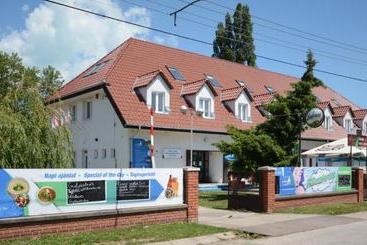 پانسیون Hethland Zamárdi Vsz üdülő
